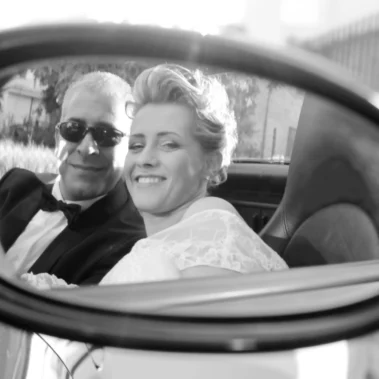 Sposi nello specchietto